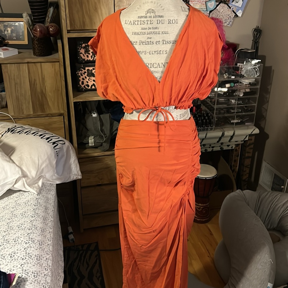 Lulus Orange Crop Top and Maxi Skirt Set - Small - Picture 2 of 10